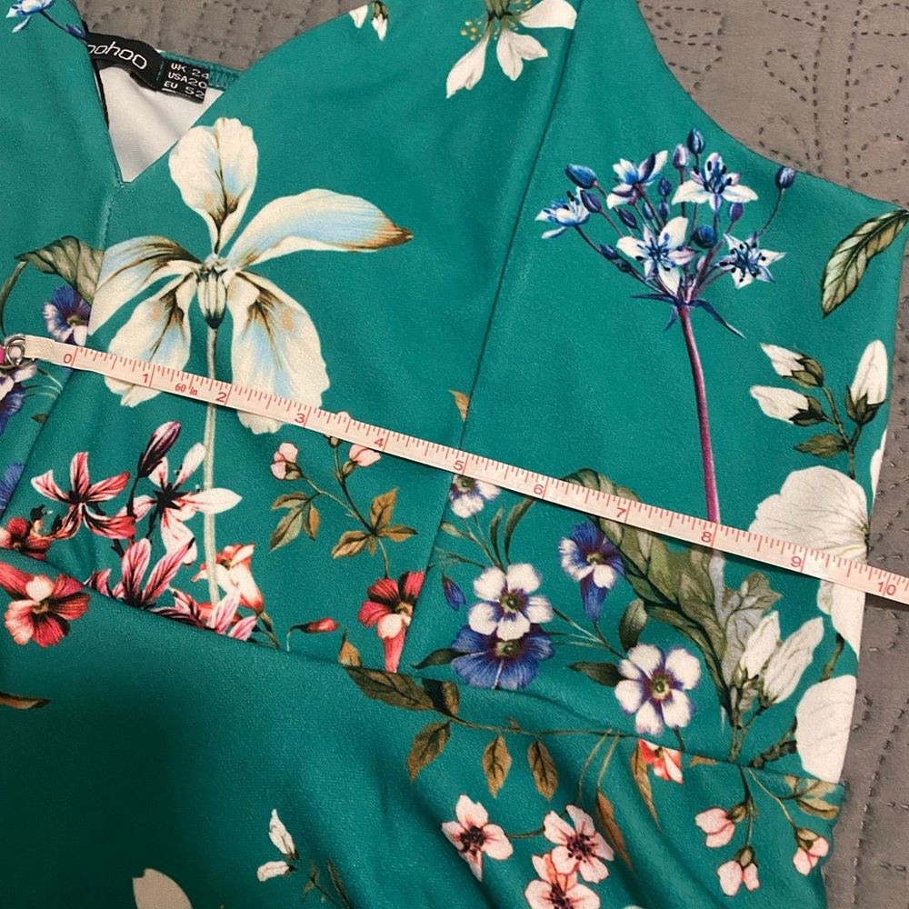 Plus Strappy Floral Peplum Jumpsuit - Picture 5 of 6